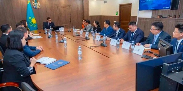 圆通速递携手哈萨克斯坦，共同打造中亚最大电商物流中心